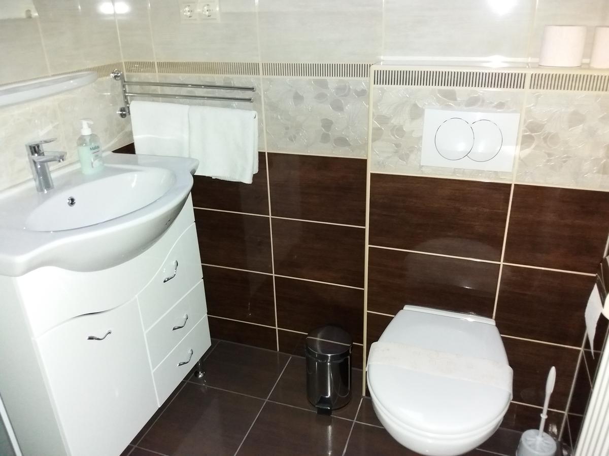 Kaiser Apartman Héviz Zewnętrze zdjęcie